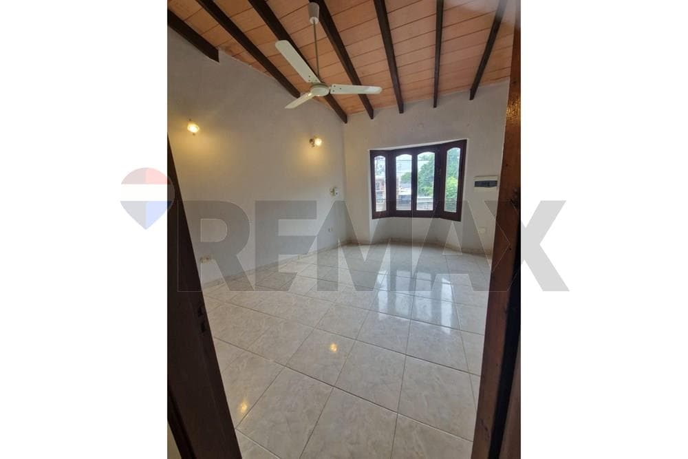 Departamento en alquiler - San Lorenzo Centro, foto 2
