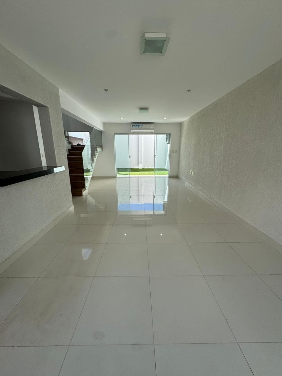 Dúplex a Estrenar en Condominio Costa Rica II – 3 Dorm – Zona Avda. Perón, foto 5
