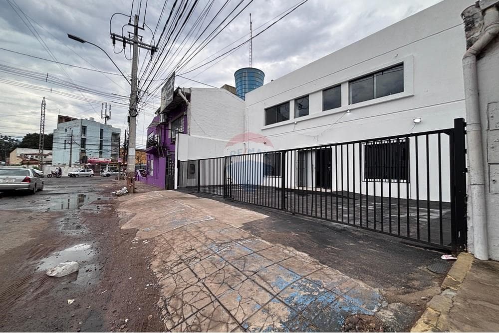 Local Comercial - Alquiler - Fernando de la Mora, Paraguay