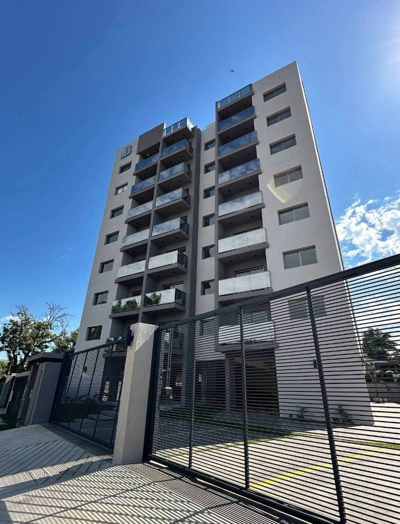 Departamento - edificio burband zona conmebol, foto 1