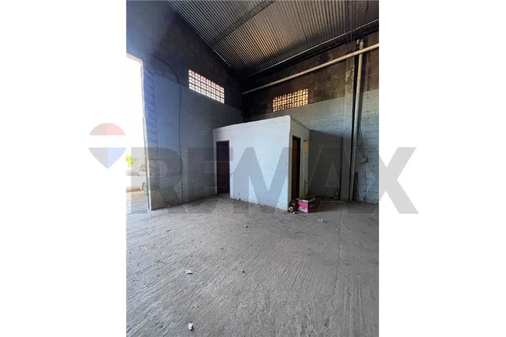 En alquiler Tinglado con espacio flexible y funcional de 431 m2, foto 3