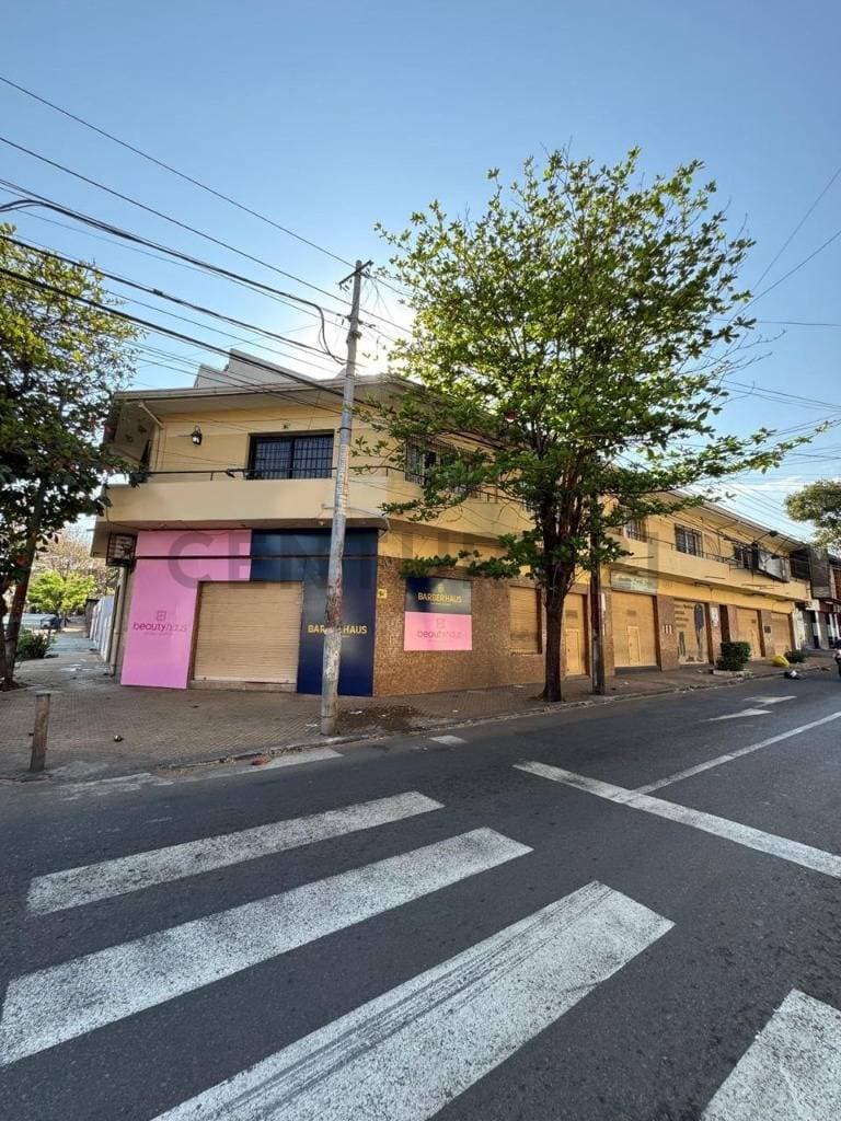 edificio con locales comerciales y departamentos (Todos alquilados), foto 3