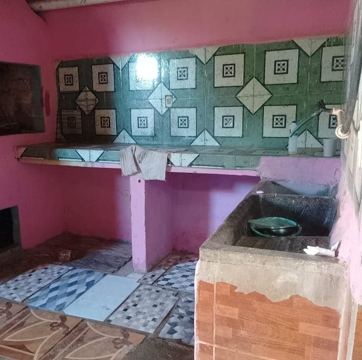 Amplia propiedad de 12 habitaciones c/baños para Renta, Isla Bogado, Luque, foto 2