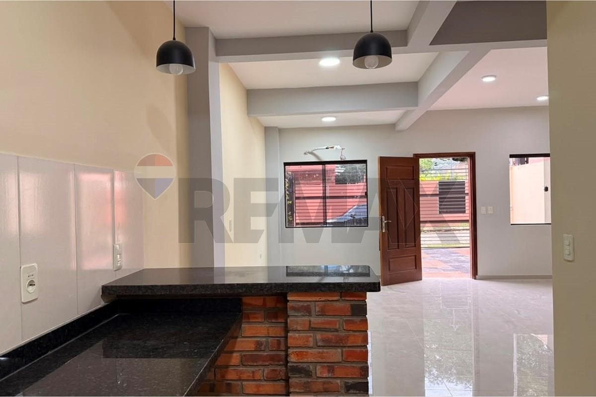 En Venta Dúplex Luque, foto 5