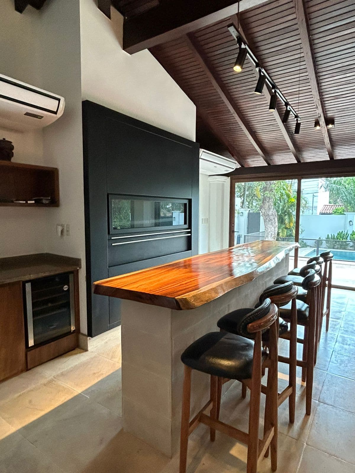 De hermosa casa tipo colonial de 4 habs en suite – barrio Trinidad — foto 3