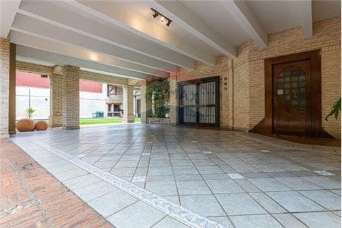 Residencia exclusiva - bo. Mcal lopez - venta, foto 4