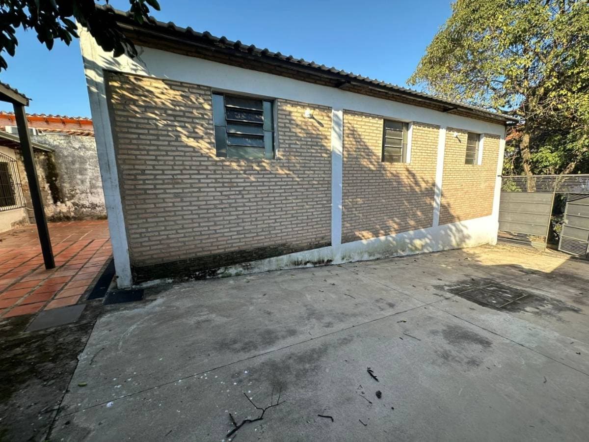 En venta Terreno con depósito y casa en Lambaré — foto 4