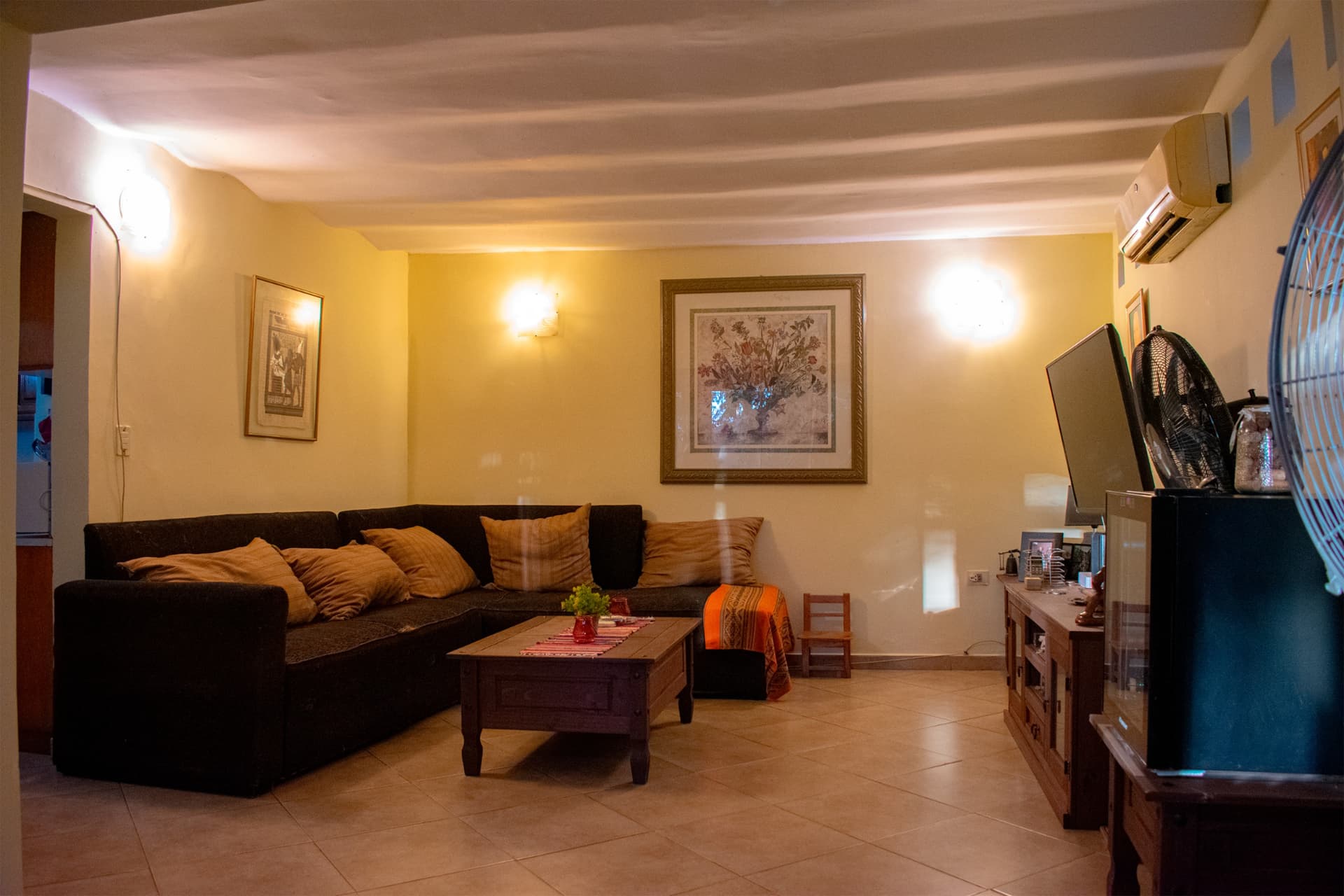 Hermosa residencia en venta zona lambare - mbachio, foto 5