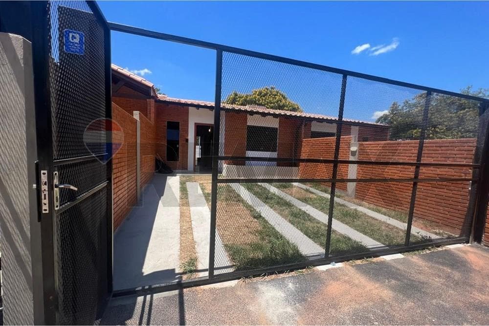 Chalet - Venta - Villa Elisa, Central, Paraguay, foto 2