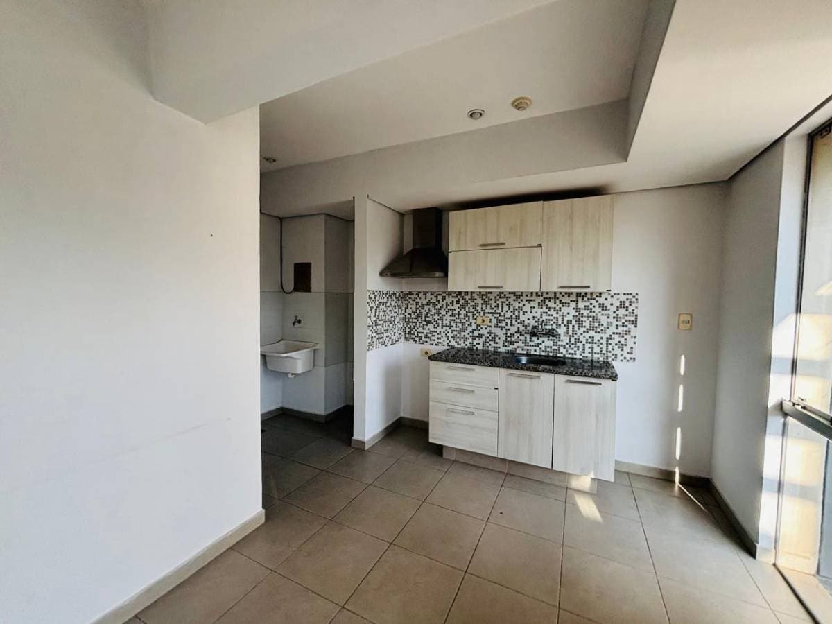 En alquiler departamento tipo loft a media cuadra de Av. primer presidente, foto 5