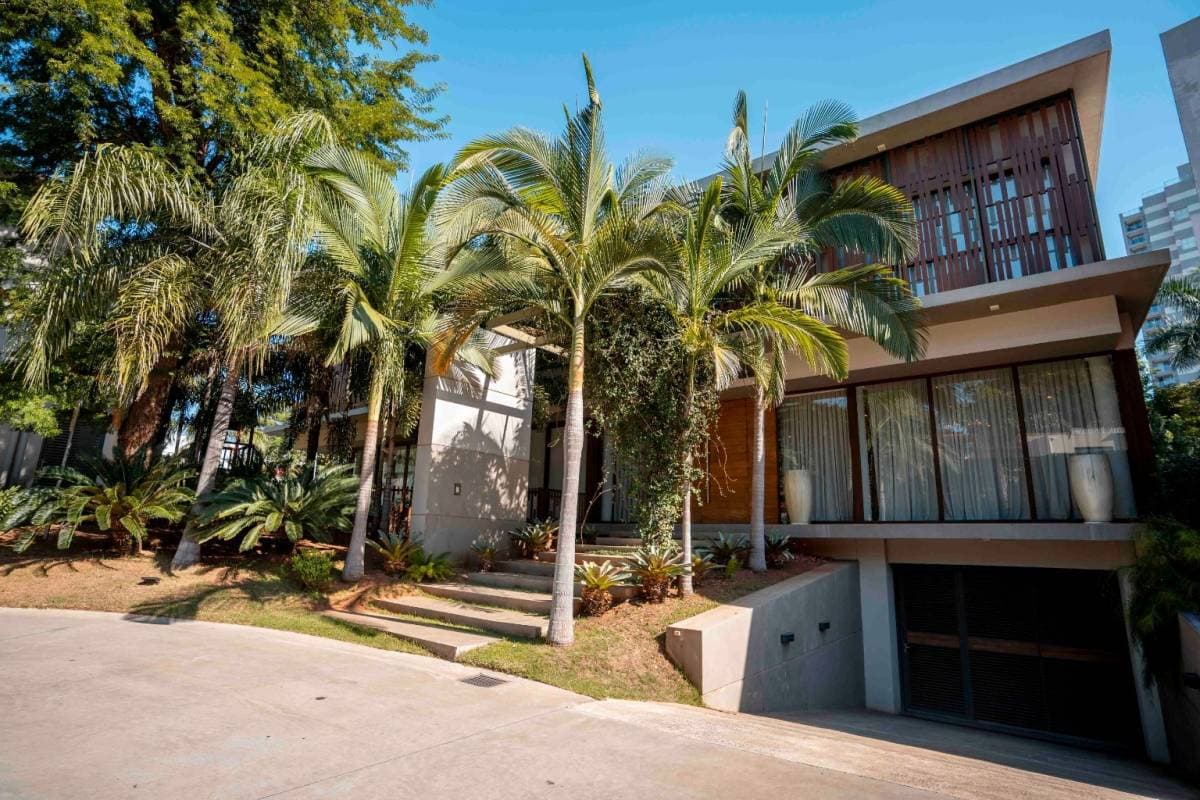 En venta exclusiva residencia en el condominio la Trinidad V, foto 1