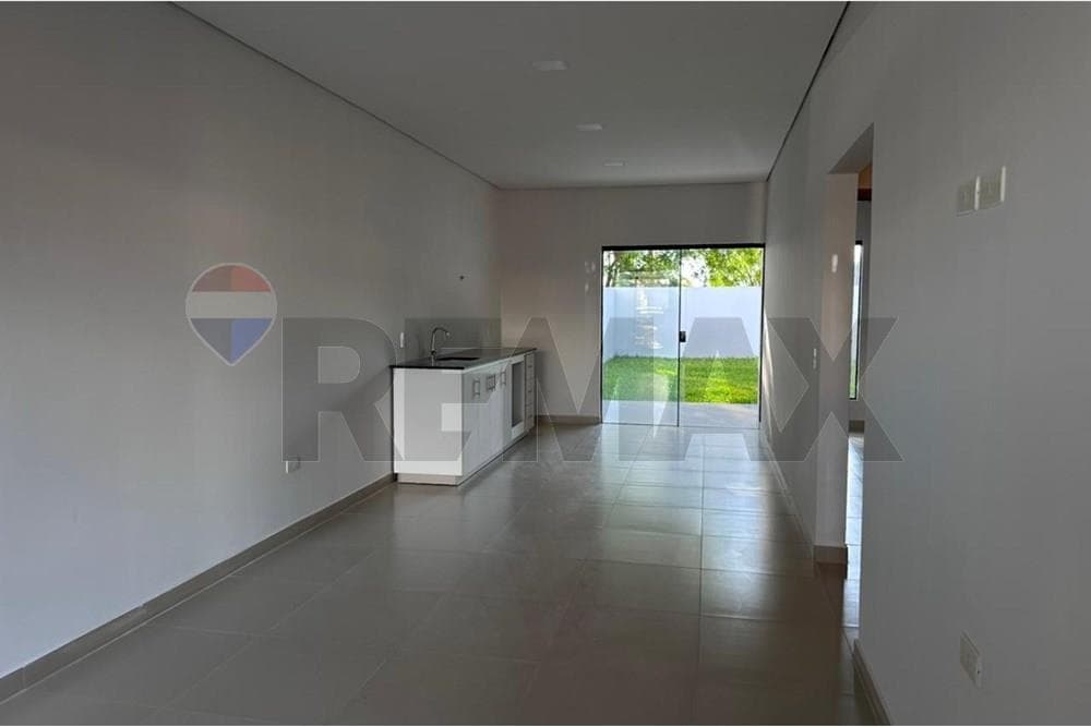 Casa - Venta - Luque, Paraguay, foto 2