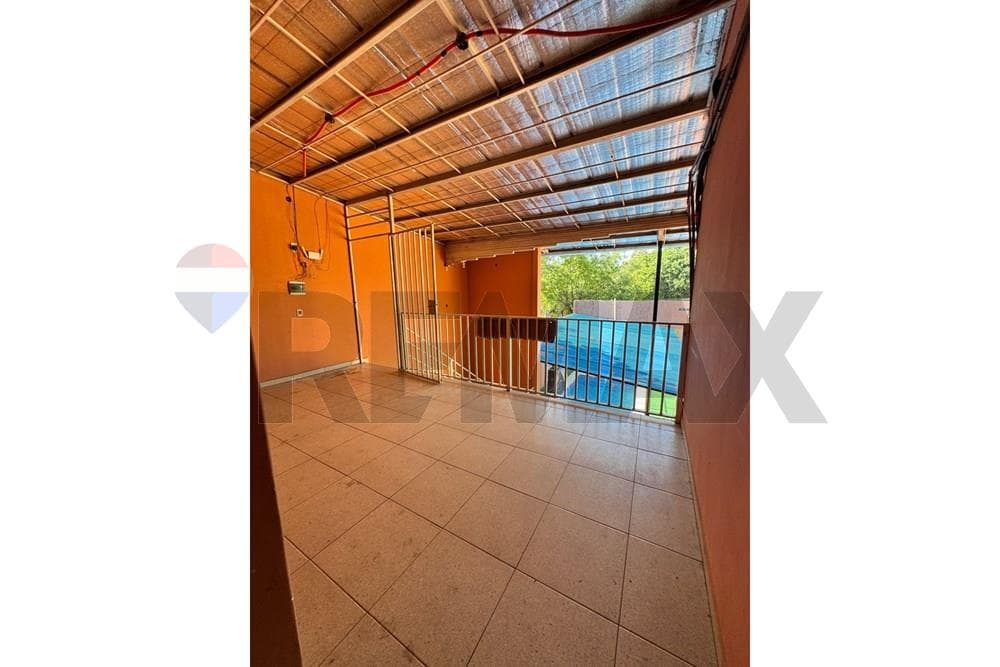 Casa - Alquiler - San Lorenzo, Central, Paraguay, foto 2
