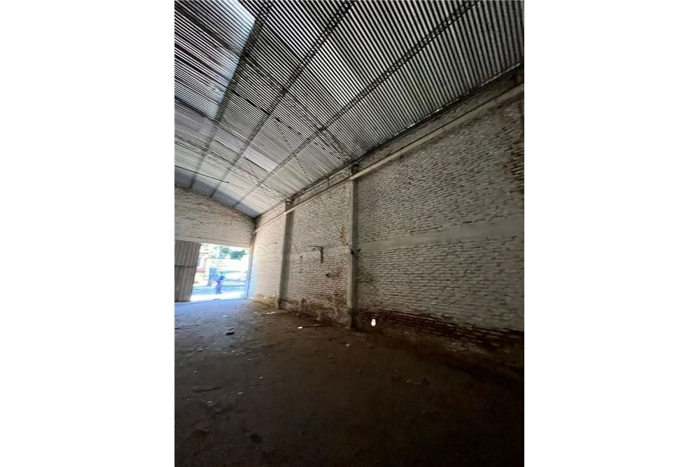 tinglado de 360 m² en Lambaré, foto 2