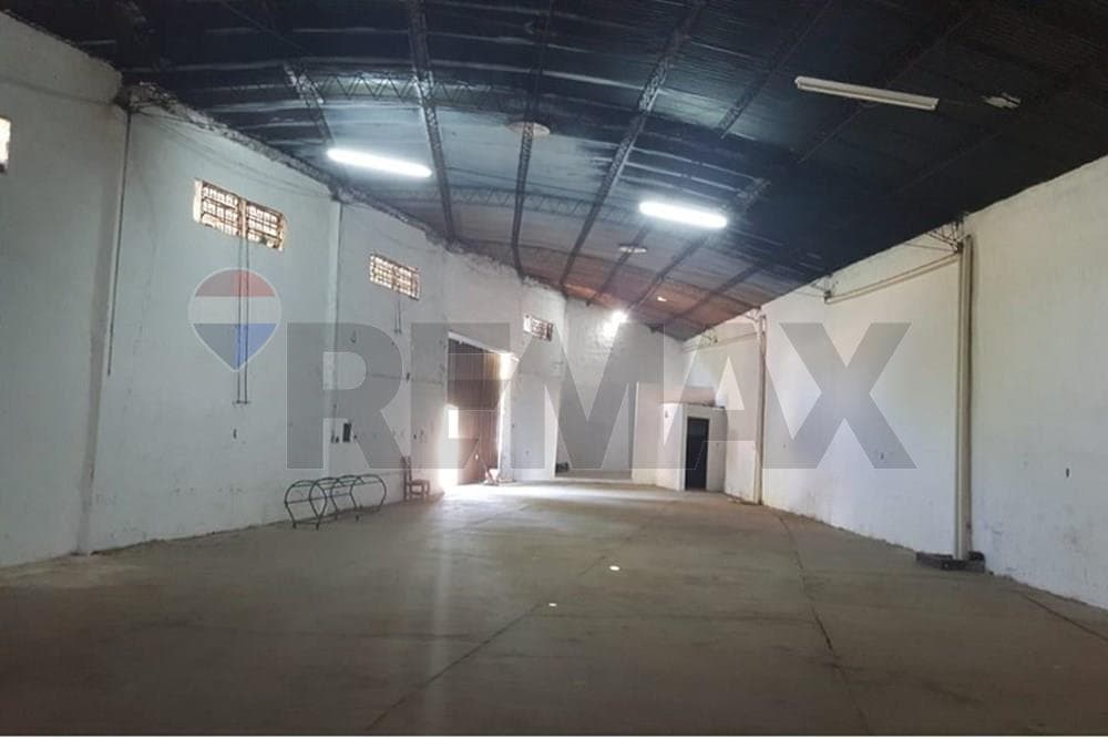 Tu oportunidad de inversión – depósito comercial en venta