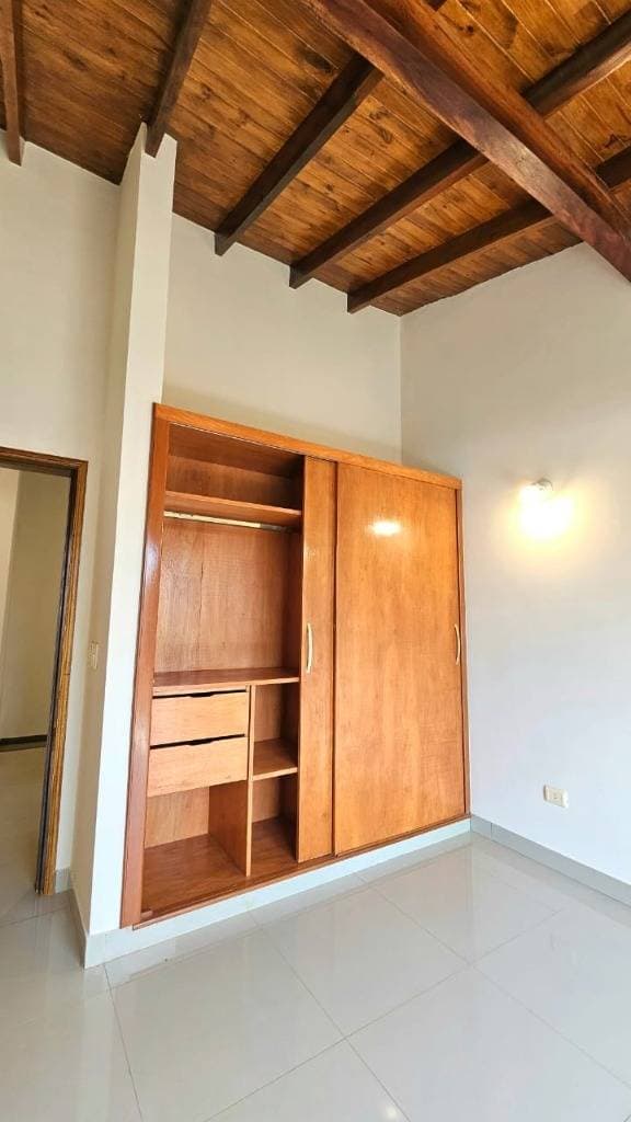 Duplex de 3 dormitorios en Luque, foto 5
