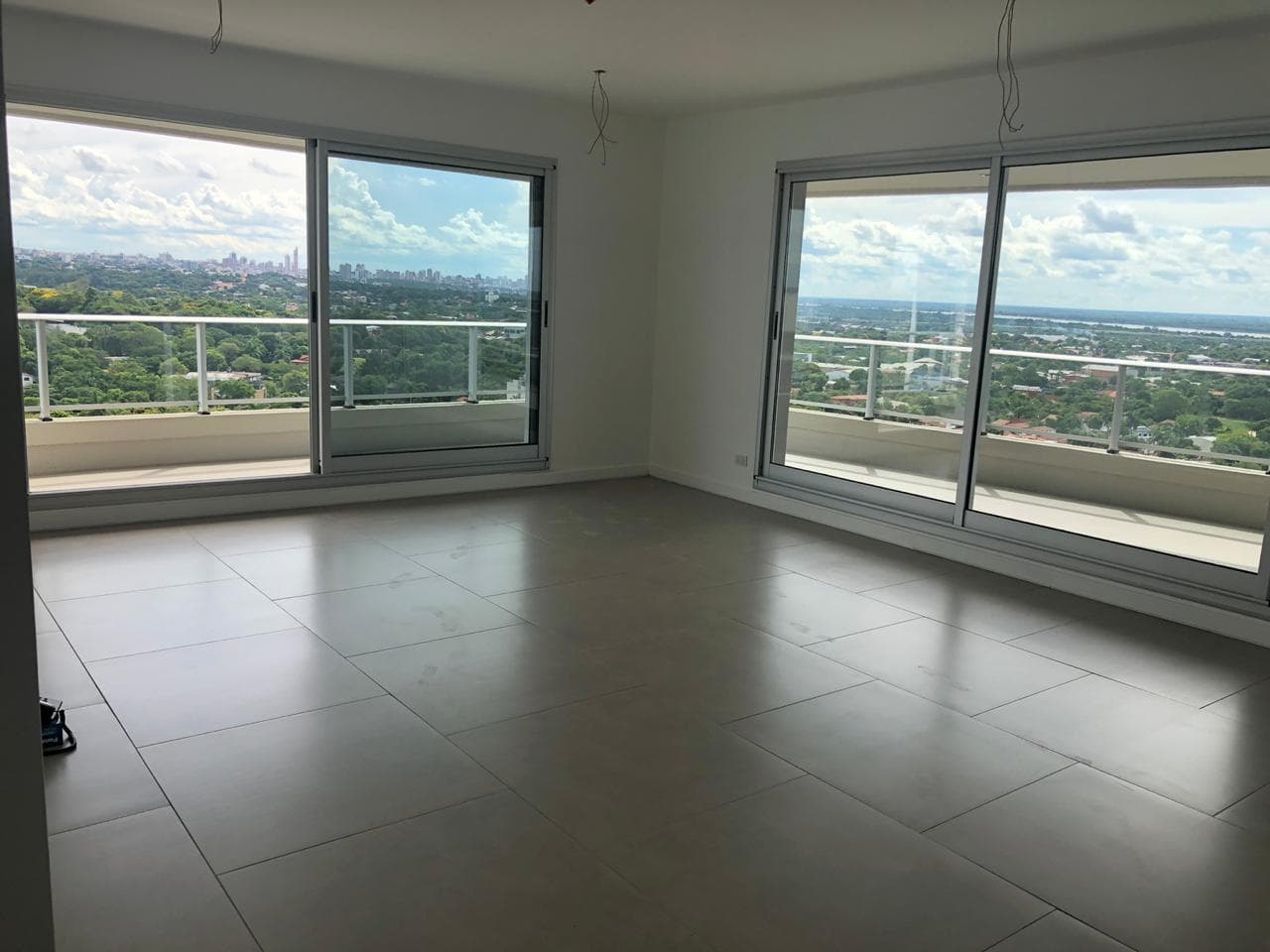 Alquiló Dpto De 4 Habitaciones A Estrenar Lp De Los Patos — foto 1