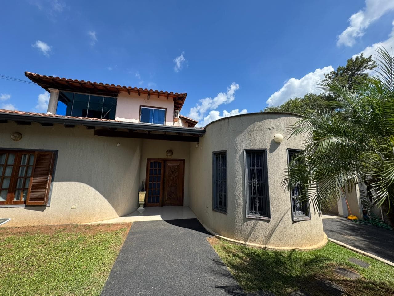 Casa en alquiler en Barrio cerrado Luque zona Aeropuerto
