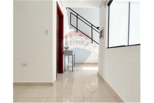 Duplex-Alquiler-PY Central Luque Loma Merlo, foto 2