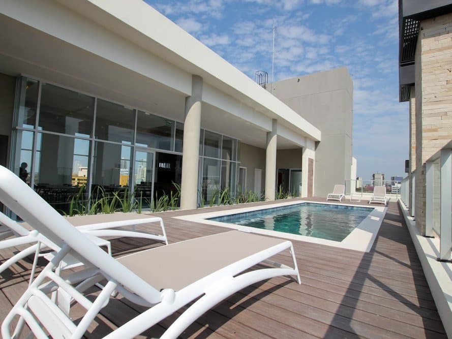 Alquilo departamento de 125m2 de 3 hab en las Carmelitas