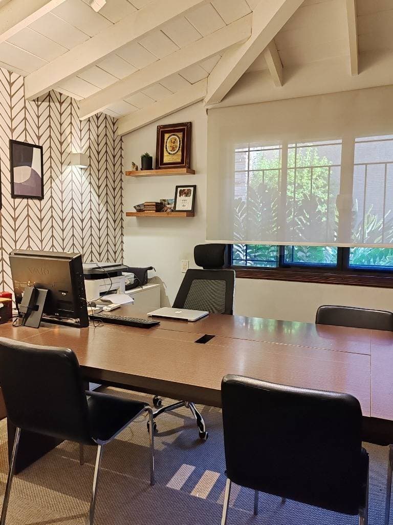Residencia de Gran Porte en Alquiler: Espacios Amplios y Confort Total, foto 5