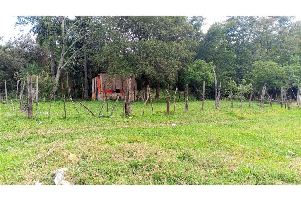 Vendo terreno zona liceo acosta ñu - ypané