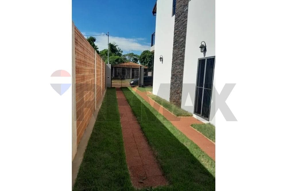 Casa - Venta - Capiata, foto 2