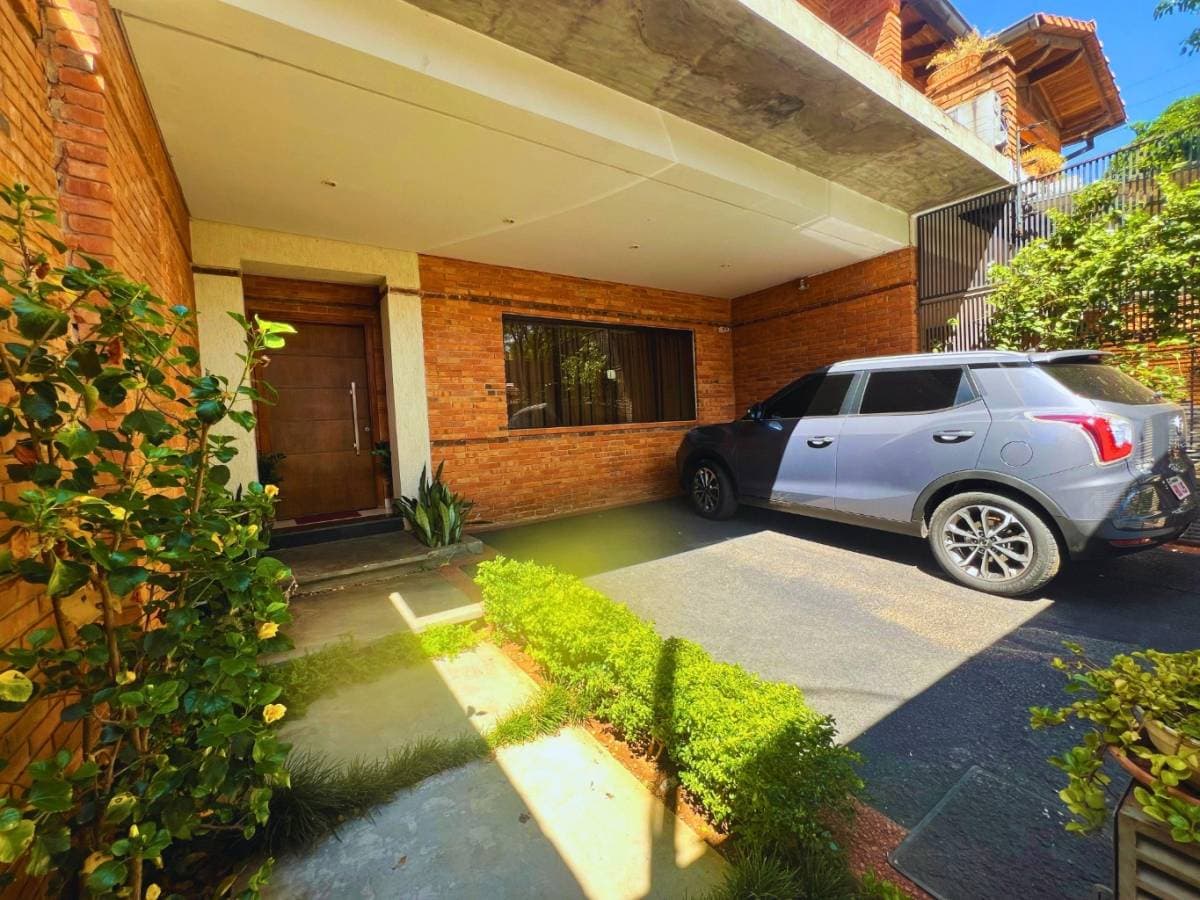 Alquilo hermoso duplex zona municipalidad de asuncion