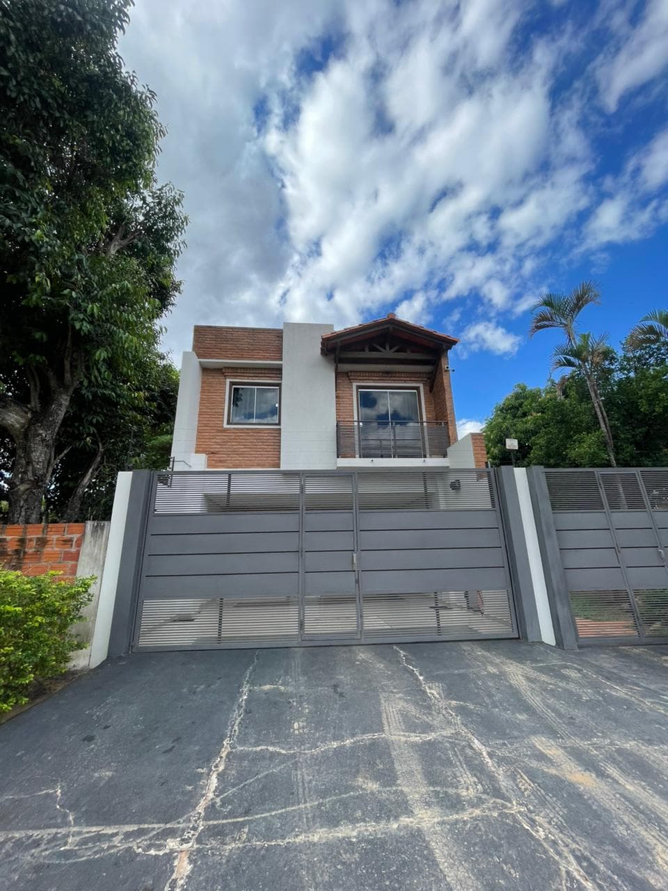 Duplex en alquiler en barrio mburucuyá — foto 2