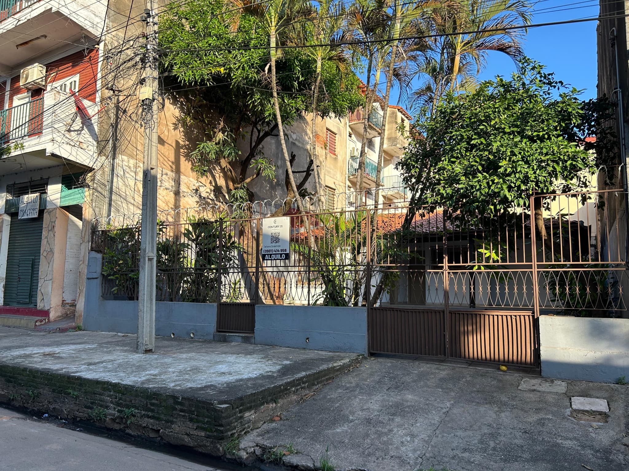 Casa en alquiler en Centro de Luque ! — foto 4