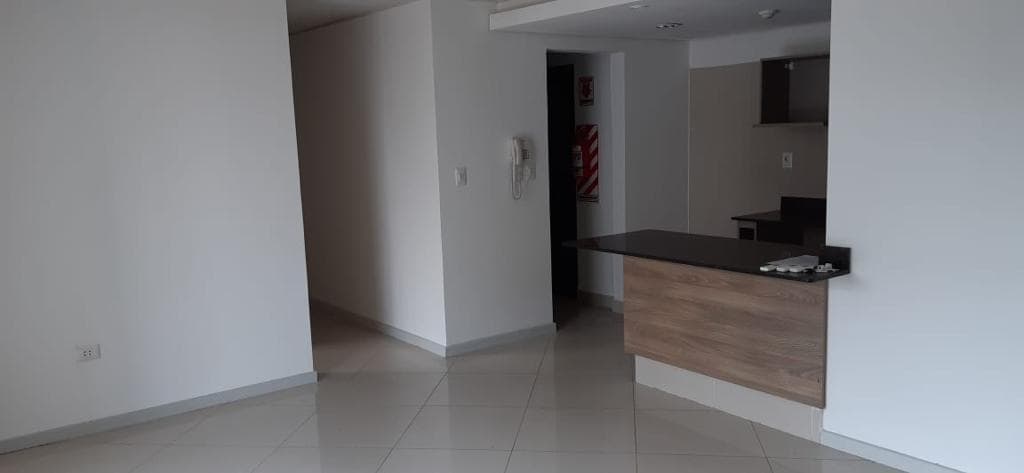 Departamento de 2 dormitorios en condominio parque peron, foto 3
