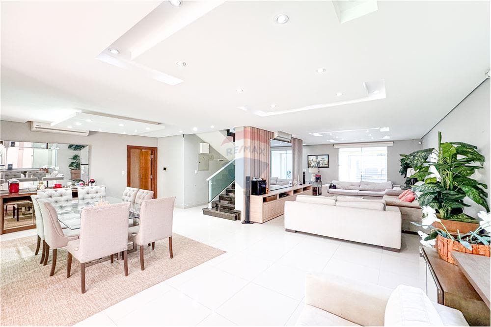 Residencia premium en venta en Fernando de la Mora Zona Norte, foto 3