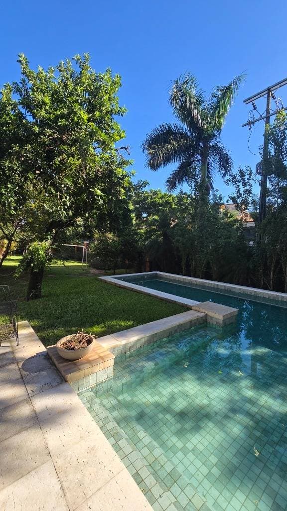 En venta casa en barrio Las Mercedes, foto 2