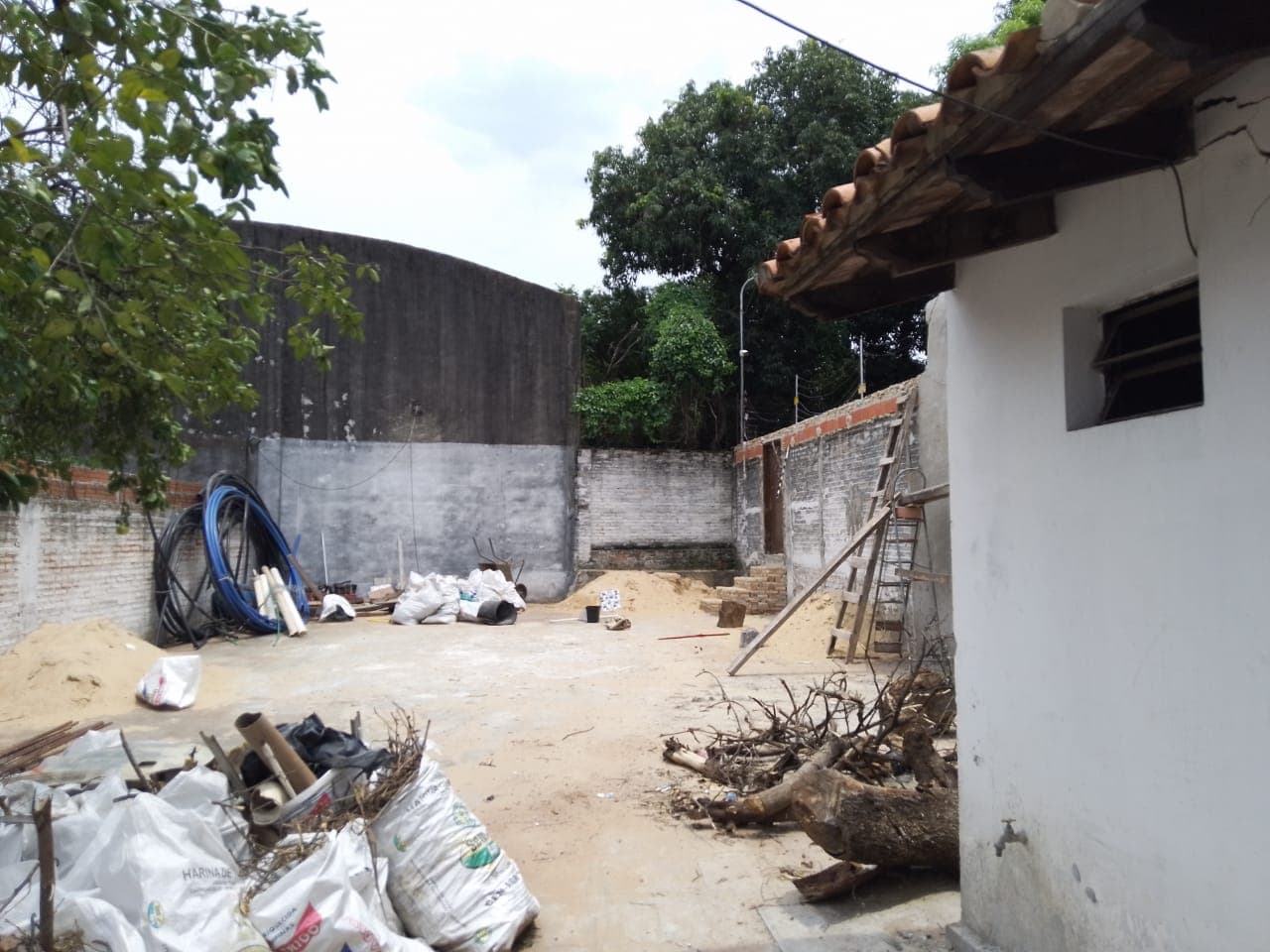 Terreno en Barrio San Vicente Zona Mercado 4 — foto 4
