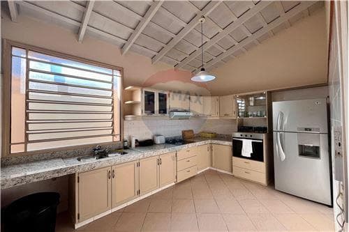 Casa en ycua sati, foto 5