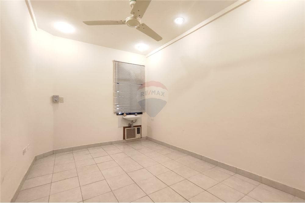 Local Comercial - Alquiler - Paraguay Asunción Mariscal Estigarribia, foto 5