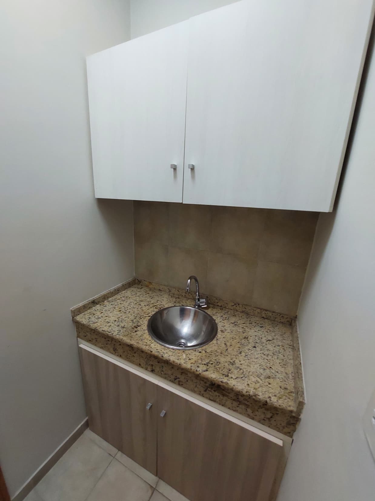 Oficina corporativa sin muebles sobre avda. Boggiani, foto 5