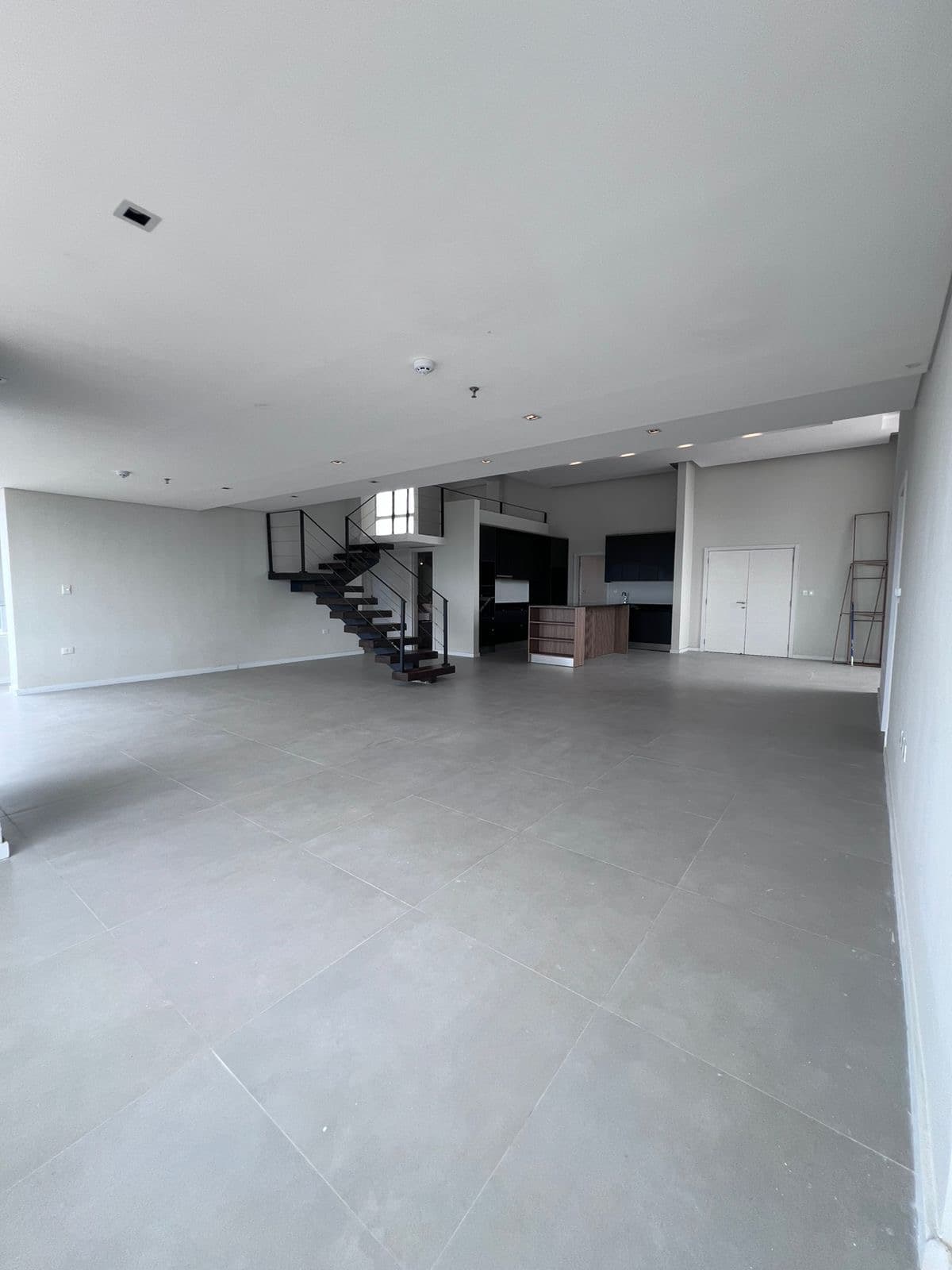Barrio Jara, en venta penthouse de 3 dormitorios en suite, con 2 cocheras