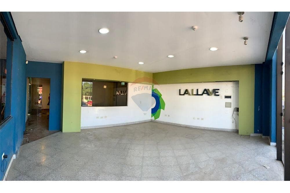 Local comercial con depósito en San Lorenzo, foto 2