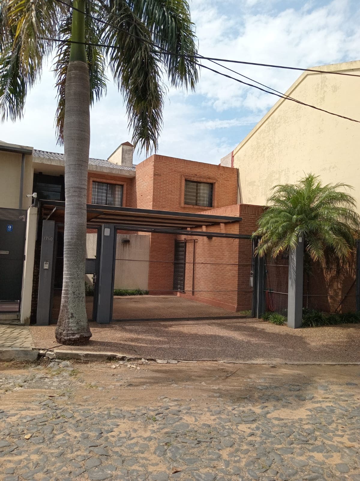 Residencia amoblada - b° mburucuyá - 3500 usd, foto 3