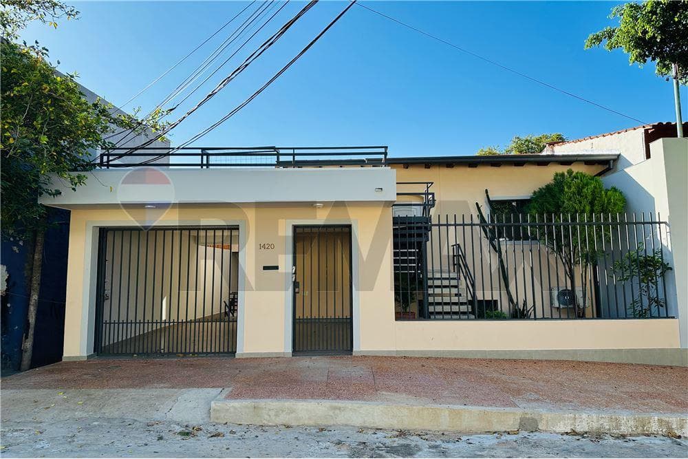 Casa en alquiler - lambare