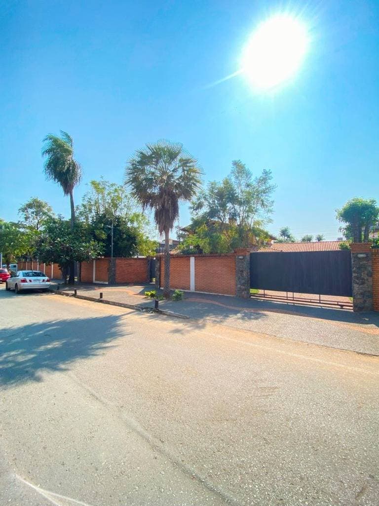 En venta hermosa residencia en Fernando de la Mora zona sur, foto 2