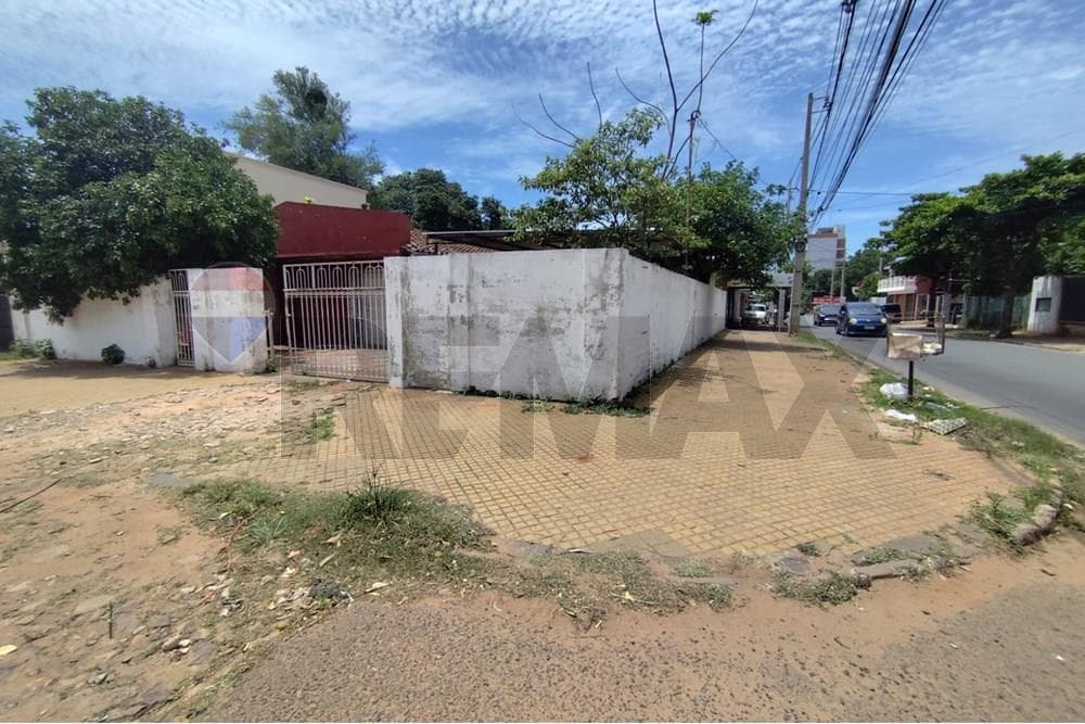 En venta oportunidad única en esquina en fdo. De la mora, foto 2