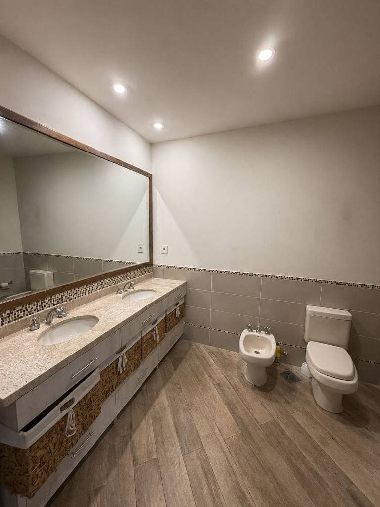 Casa en alquiler — 4 dormitorios en suite en barrio villa aurelia, foto 5