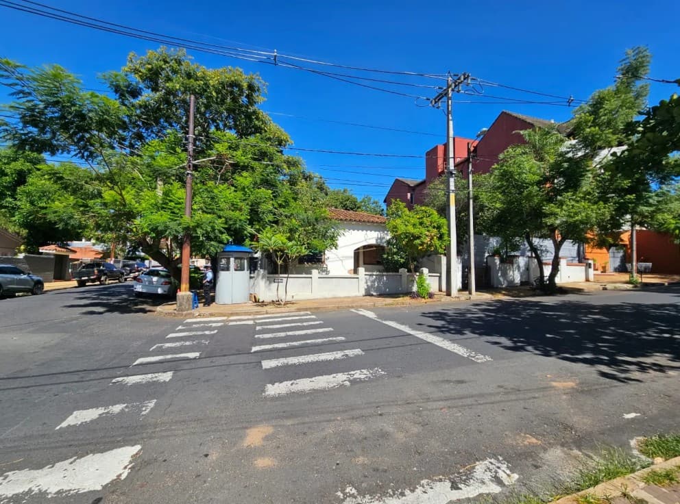 Gran Terreno De 1000 M2 En Esquina, foto 2