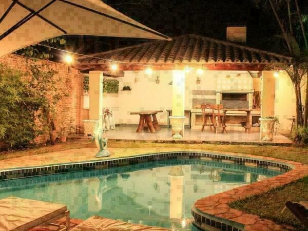 Casa en venta en San Bernardino - excelente ubicación a 100m del lago, foto 2