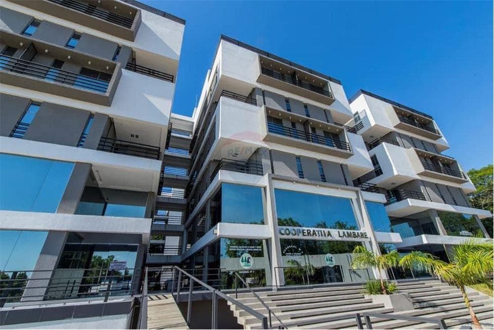 En venta amplio depto de 2 habitaciones + 2 cochera