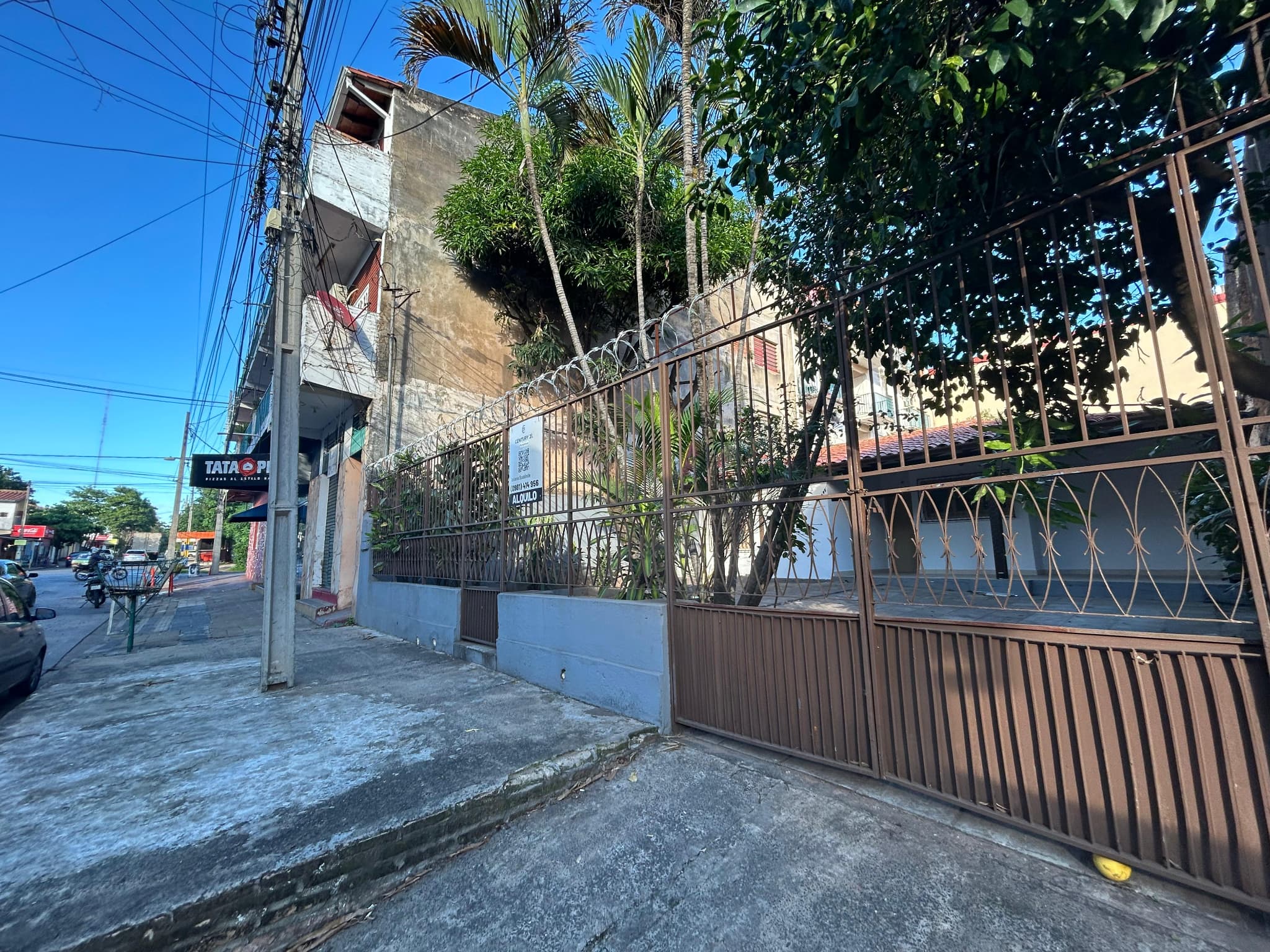 Local comercial en alquiler – Fernando de la Mora