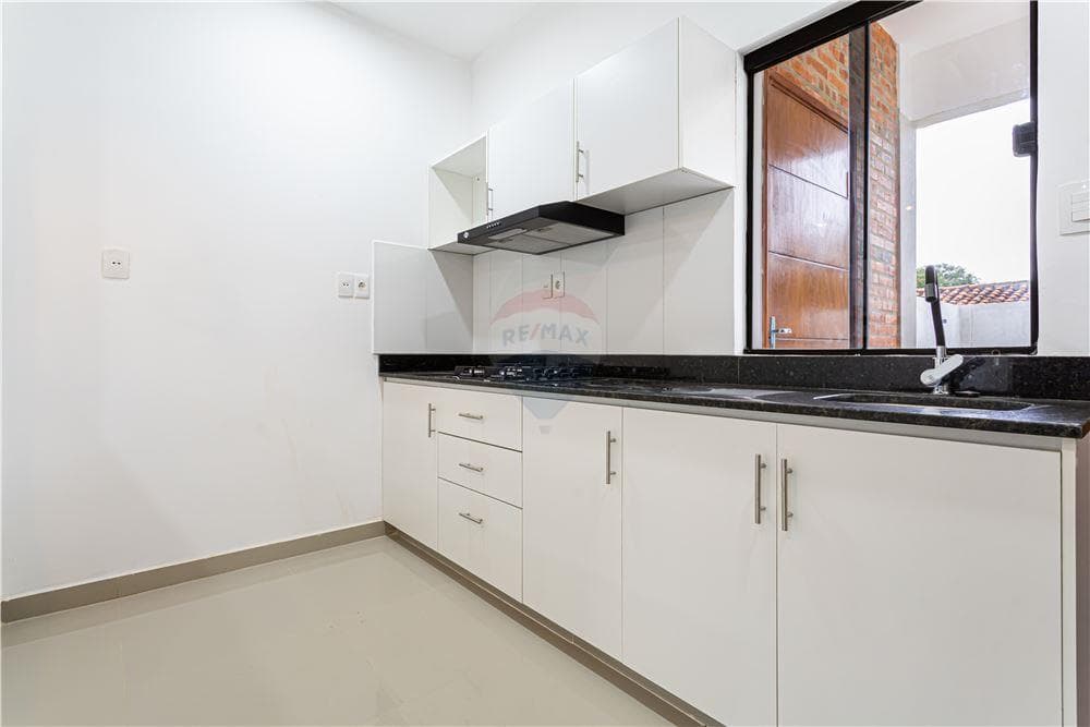 En venta amplio duplex a estrenar en San Lorenzo, foto 2