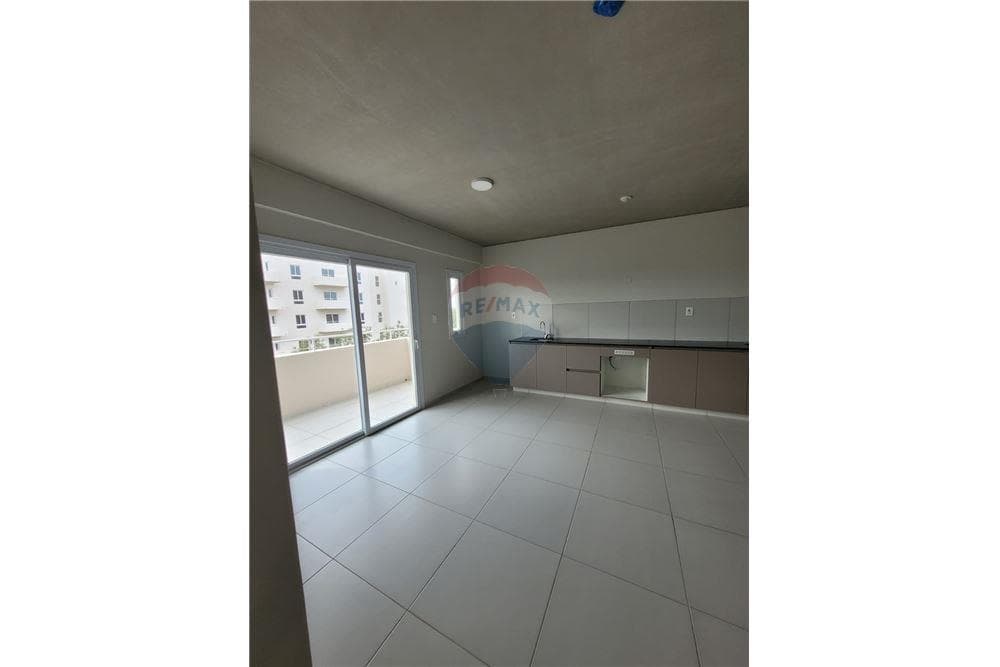 Departamento - Alquiler - Luque, Paraguay — foto 4